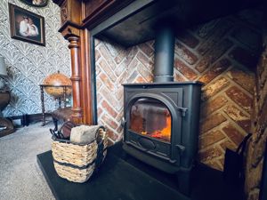 Photo 7- click for photo gallery